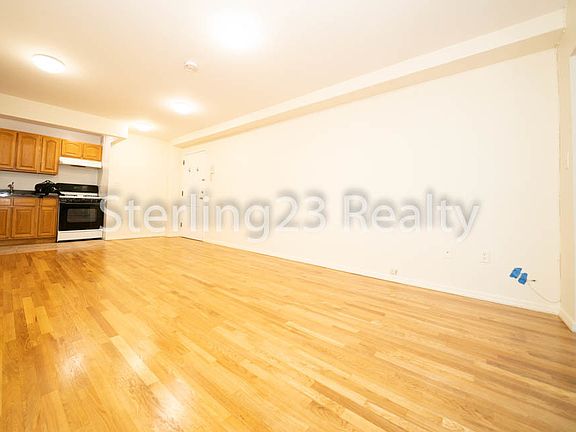 2nd image of 31-32 31st St #3AF
