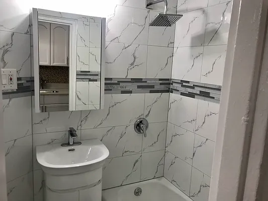 Rented by Sophie Bednarczyk | media 29