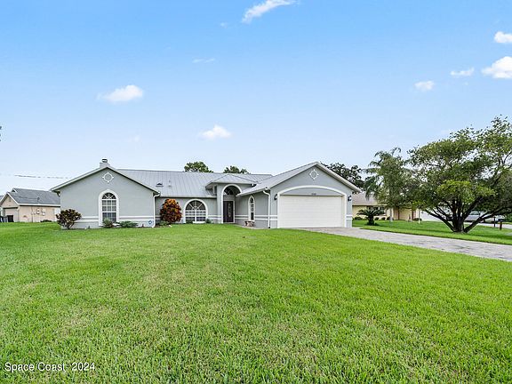 3rd image of 1540 Hope Ct SE #50