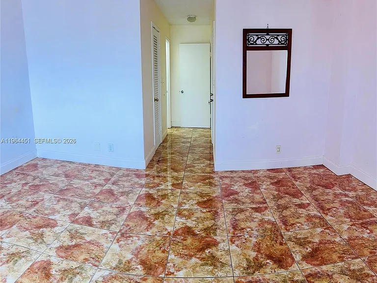609 NE 14th Ave #706 — Photo 32