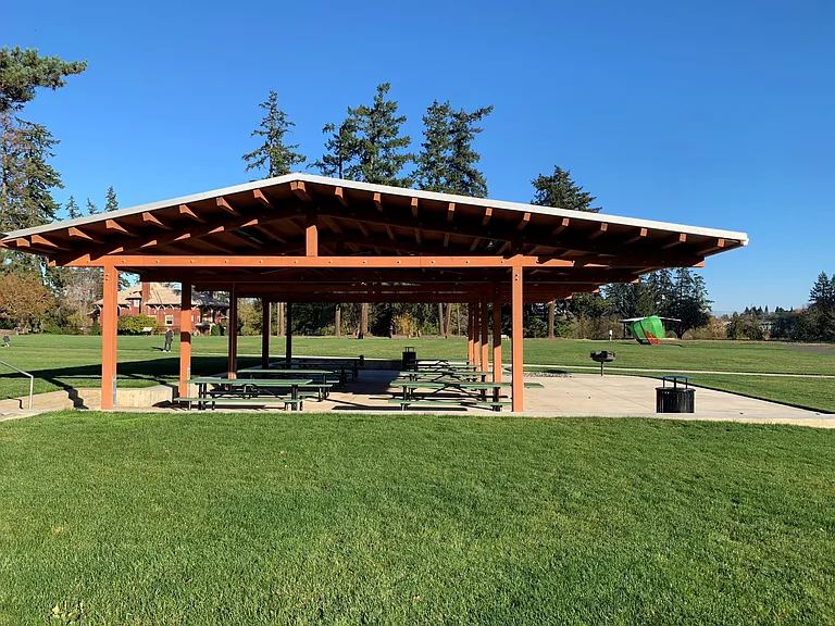 Beautiful Orenco nature park, 2 minutes walk from the house