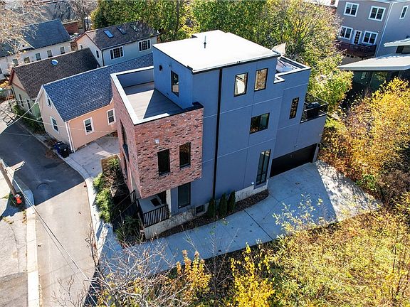2nd image of 2142 Thurman Ave
