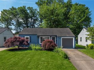 26825 Knickerbocker Rd, Bay Village, OH 44140