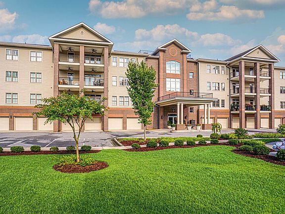 2nd image of 220 Hugh Shelton Loop APT 303