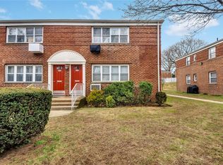 226-25 Union Tpke #L, Oakland Gardens, NY 11364