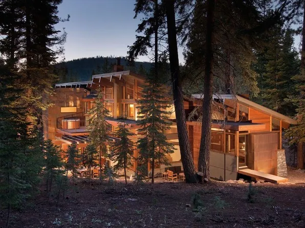 12215 Saint Bernard Dr, Truckee, CA 96161