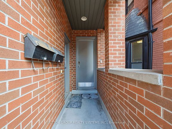 2nd image of 99A Walmer Rd