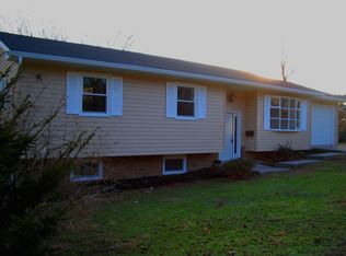 3221 Trinity Rd, Harrisburg, PA 17109