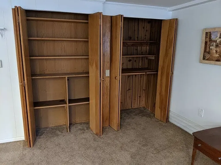 525 N Clayton St #B — Photo 4