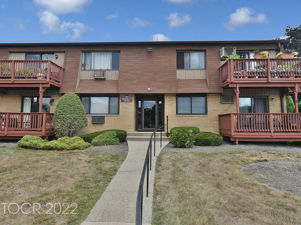 1st image of 73 Richard Ct #73