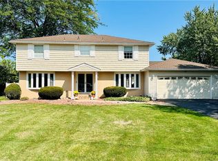 575 Morgan Dr, Lewiston, NY 14092