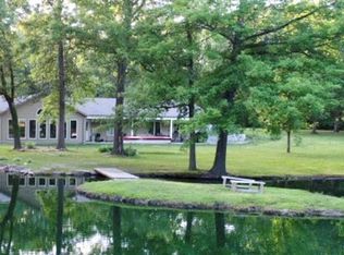 8100 E Mount Hope Rd, Columbia, MO 65202