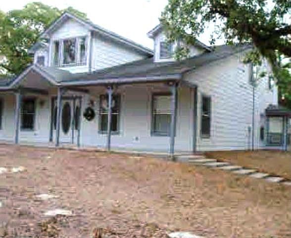 1st image of 226 Oak Valley Dr