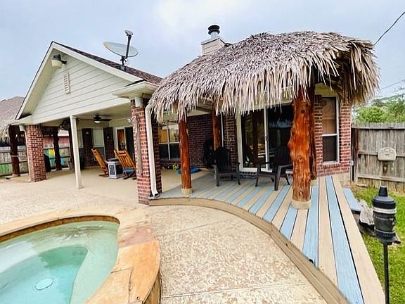 4th image of 3508 Bayou Forest Dr