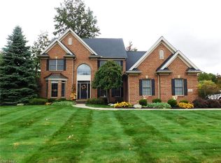 523 Legends Row, Avon Lake, OH 44012