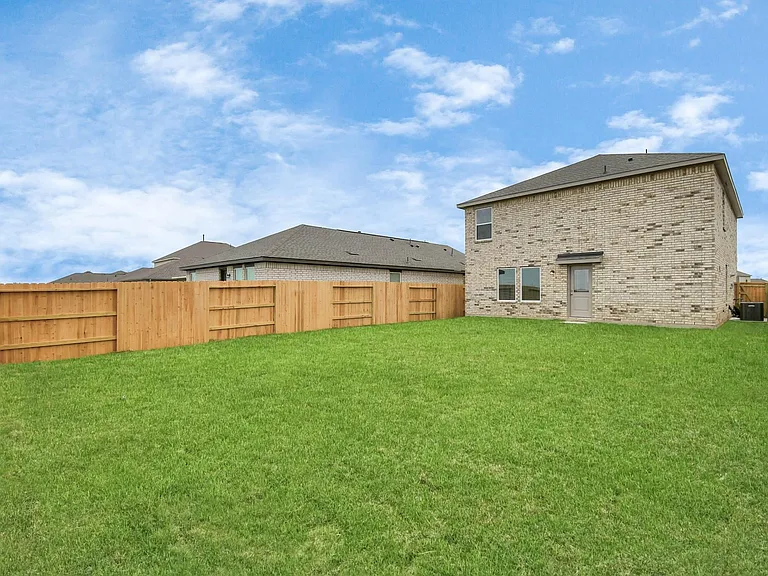 1507 Windrose Bnd — Photo 39