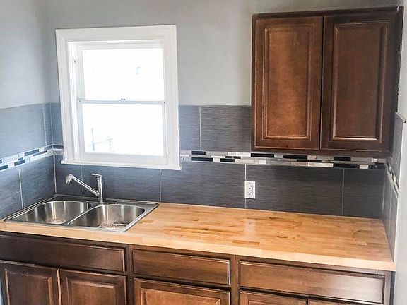 5th image of 813 Hancock St