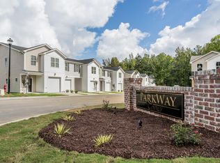 27 Thunderbolt St #4, Clayton, NC 27527