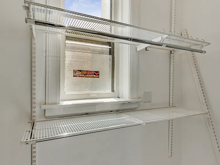 2648 N Troy St #2 — Photo 21