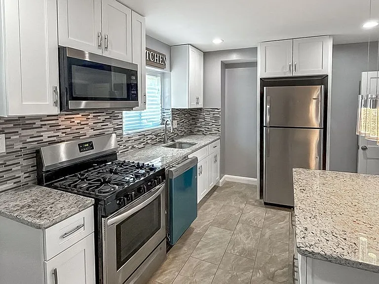 4408 Asbury Ave — Photo 6