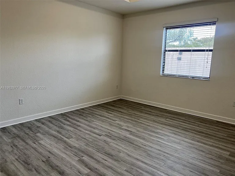 11989 SW 150th Pl — Photo 11