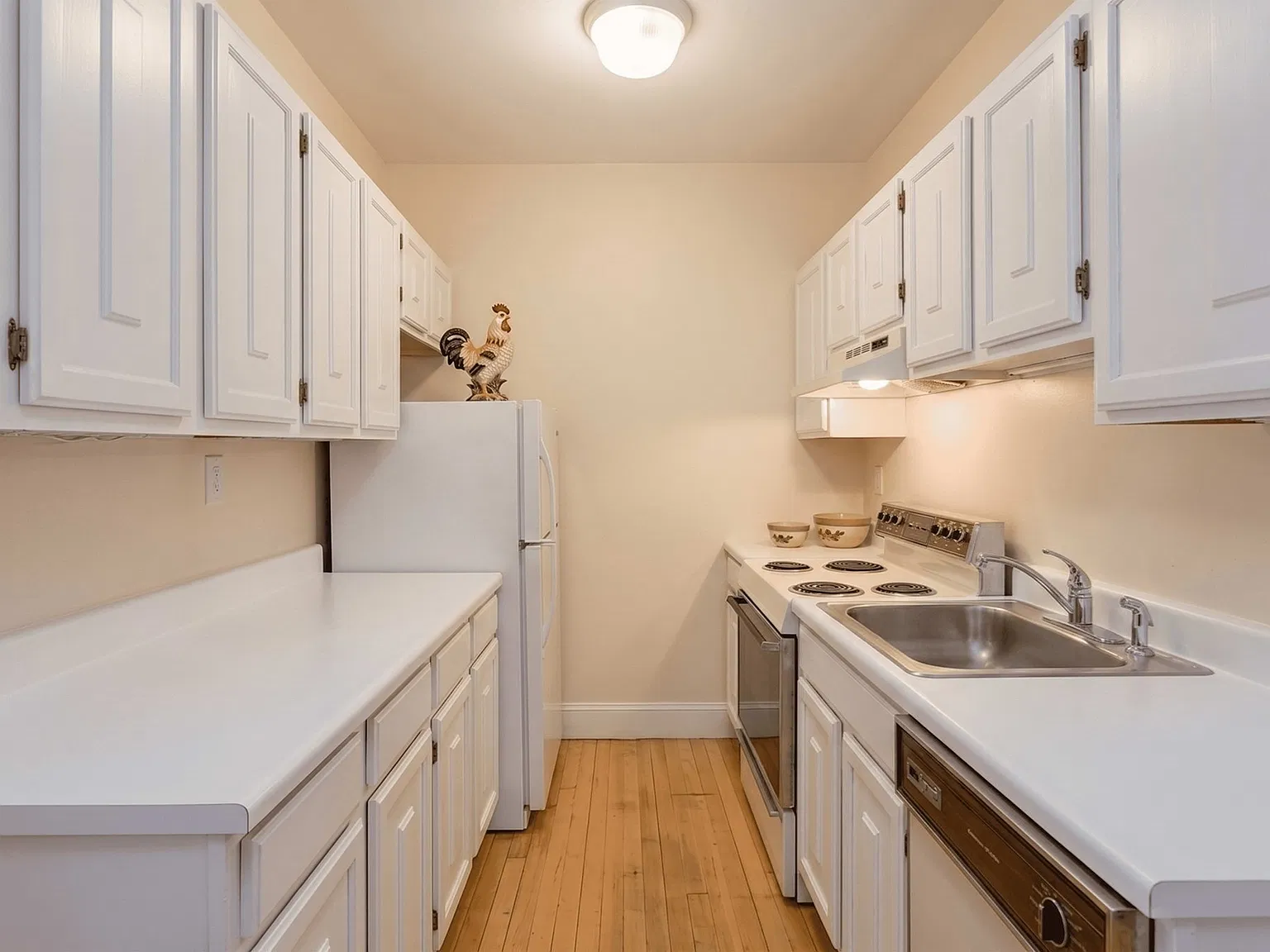 Studio, 407 sqft, $2,000 — Photo 1
