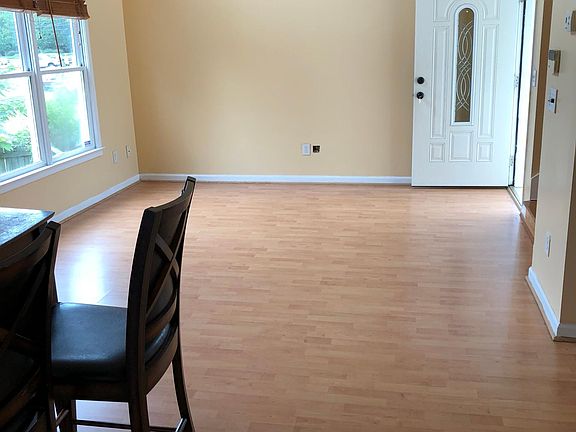 4th image of 3 Guyton St