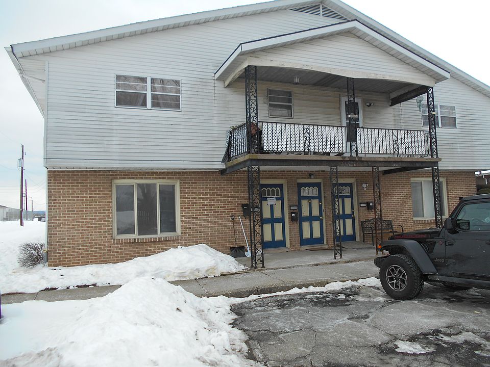 1st image of 718 E 18th St APT A1