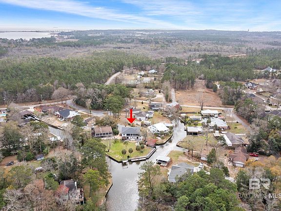 3rd image of 3721 Gulf Ct