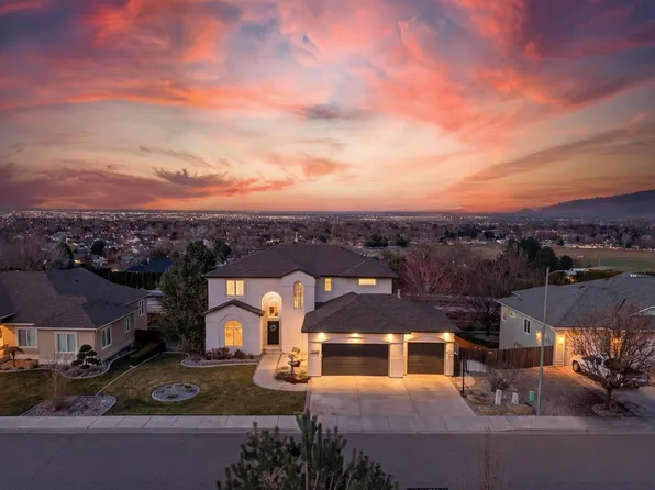 1614 W 51st Ave, Kennewick, WA 99337