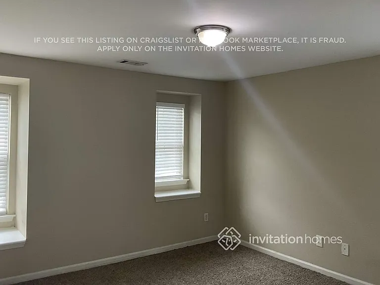 2230 Valley Creek Dr — Photo 12