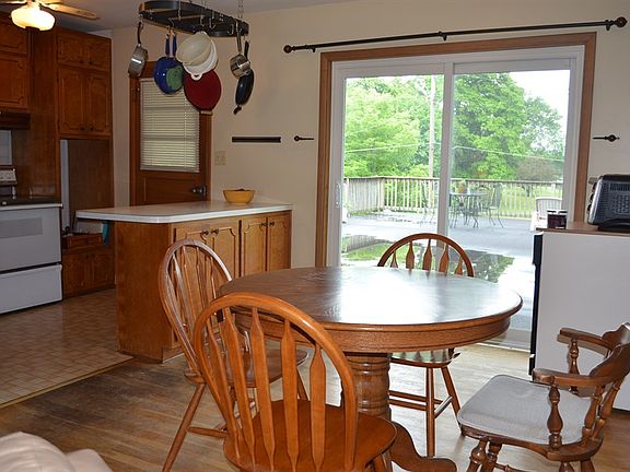 4th image of 6479 Lakeland Blvd