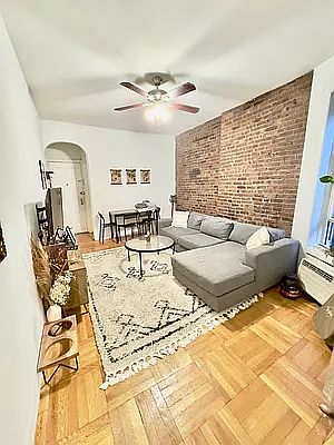 1st image of 41 W 64th St APT 3B