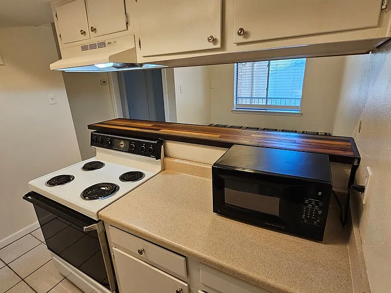 5919 Harvest Hill Rd #2085 — Photo 17
