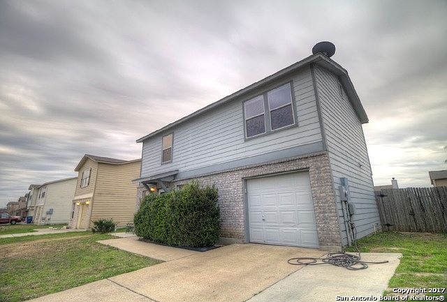 1st image of 643 Northlake Dr