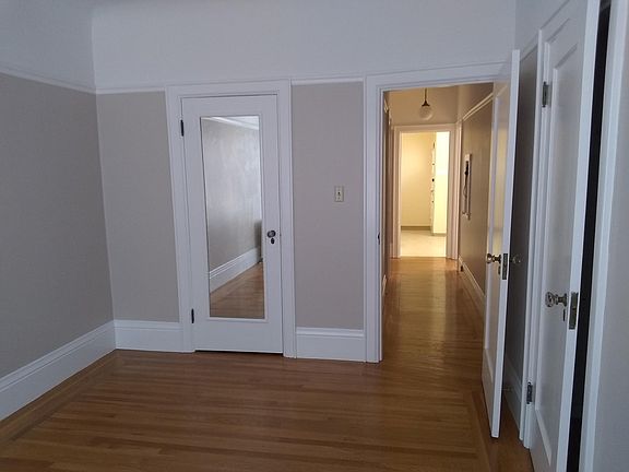 4th image of 2560 Polk St #11