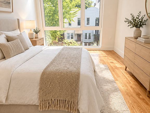 4th image of 31 Woodbine St #2A