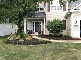 10297 Wildflower Way, Broadview Heights, OH 44147