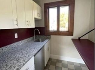 92 Bedford St #2, Bridgewater, MA 02324