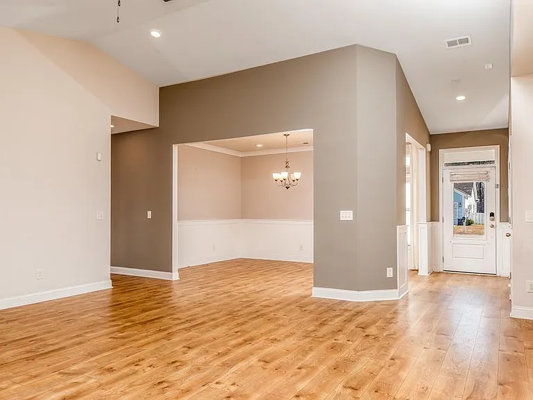 1208 Ficus Dr — Photo 10