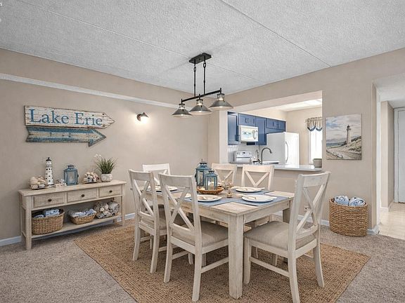 5th image of 32 Marina Point Dr