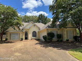 6 Coral Ct, Brandon, MS 39047