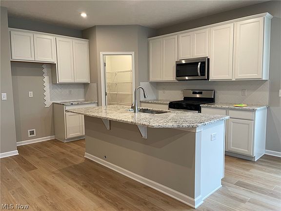 5th image of 35085 Bald Eagle Ln