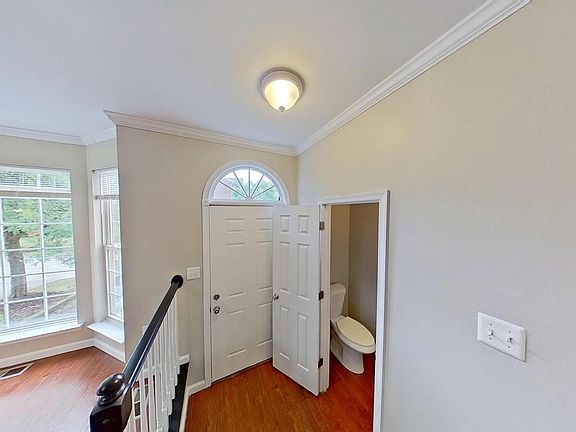 5th image of 2729 Stanford Pl