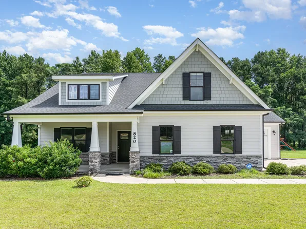 820 Christian Light Rd, Fuquay Varina, NC 27526