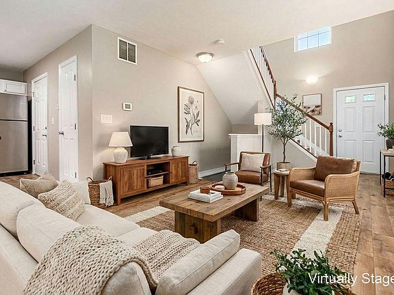 4th image of 1129 Green Knoll Dr