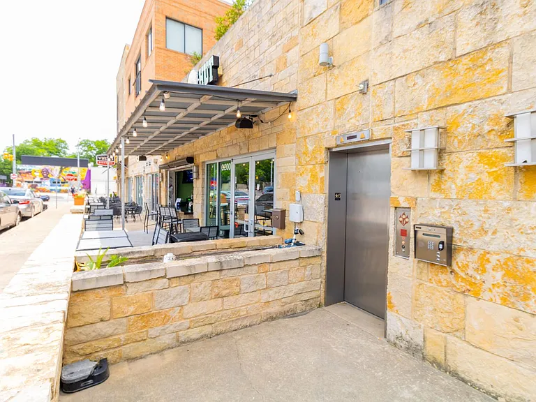 3016 Guadalupe St #208 — Photo 3