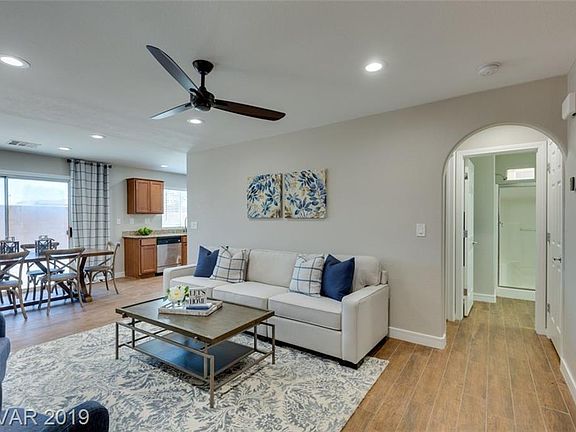 4th image of 7999 Torremolinos Ave