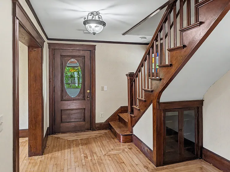298 Providence Rd — Photo 12