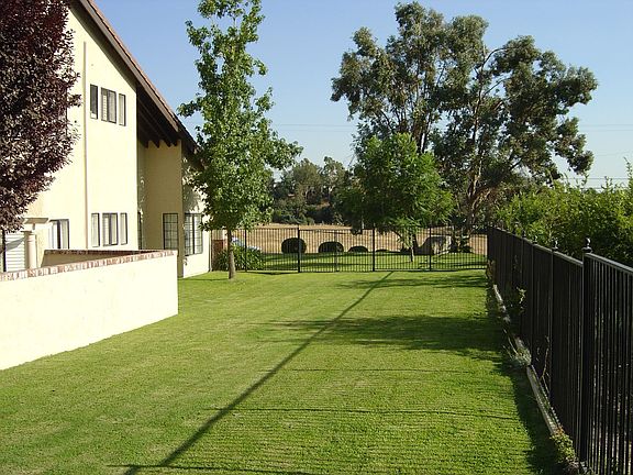 4th image of 28568 Terrace Dr